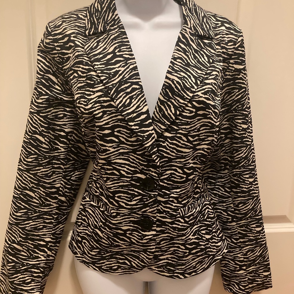 Zebra print button up blazer